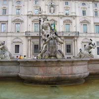 Water fountain at Piazza Navona