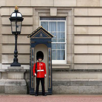 Beefeater guard at Buckingham Palace